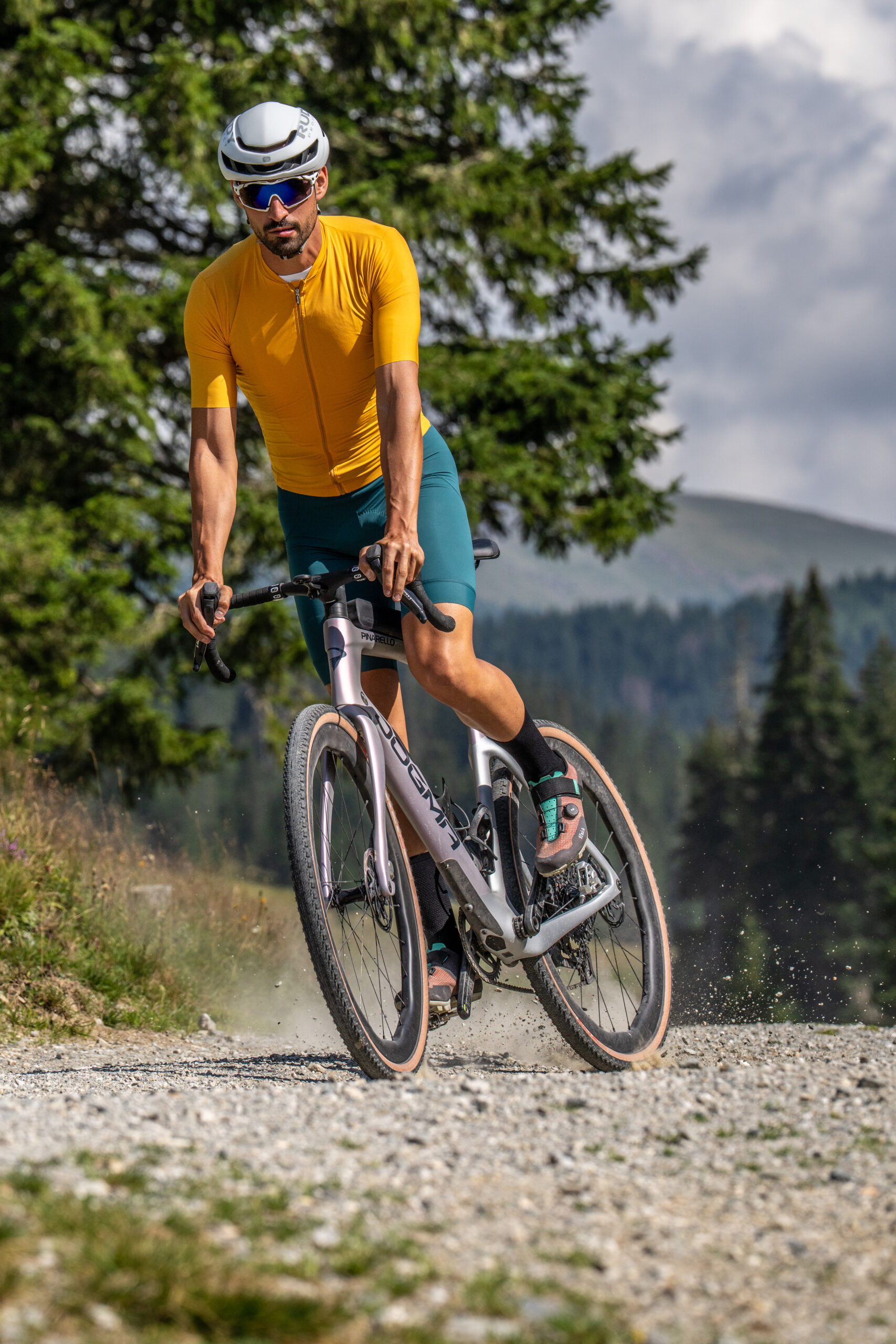 Extreme Sports Mountain Climbing